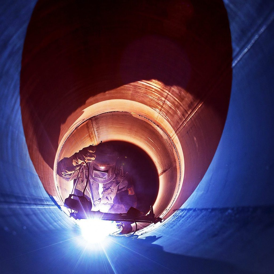 Pipe welding on the pipeline construction